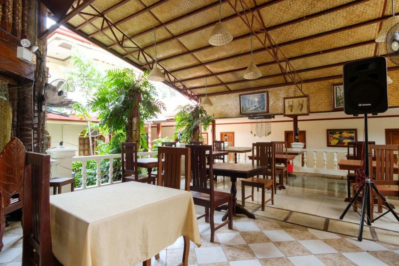 Oyo 621 De Loro Inn Puerto Princesa Ngoại thất bức ảnh